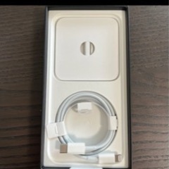 【値下げ】極美品　iPhone12Pro 128GB 本体割れなし　箱入り・未使用の充電コードとsimフック付き　パシフィックブルー