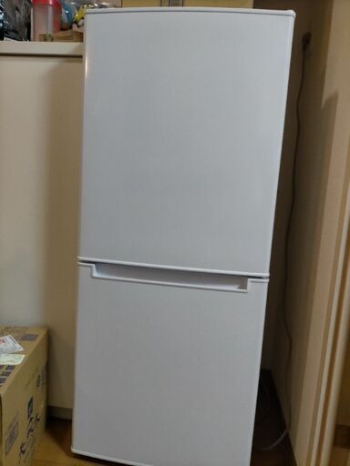 くすみ水色 使用期間短いです!ニトリ ファン式冷蔵庫 140L ブラック