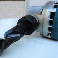 ☆マキタ Makita NJ1601 ニブラ 板金・鉄板切断機◇斜め切断、加工後の折