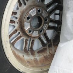 日産スカイラインGT-HR34 純正ホイール＋スタッドレスタイヤ