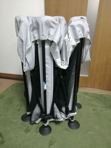 日本育児の「 洗えてたためるベビーサークル」
