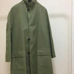 コート（マッキントッシュ）です。