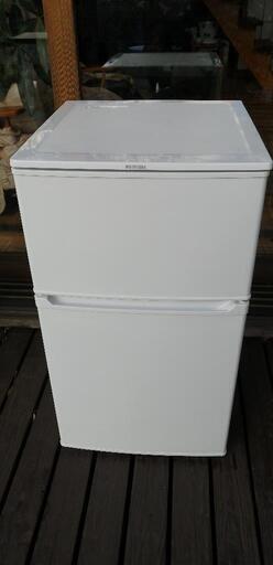 [配達無料][即日配達も可能？]冷凍冷蔵庫　90L  アイリスオーヤマ製　IRR-A09TW-W