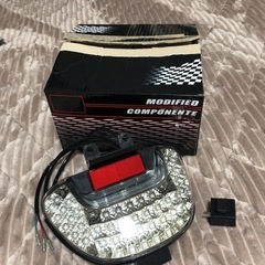 ポルシェ《加工用》パナメーラ テールランプ 右】 lp3.unirow.ac.id