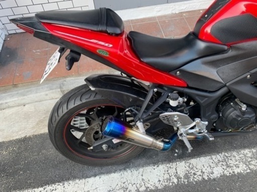 カスタム 人気バイク YZF R25 ヤマハ 値下げました