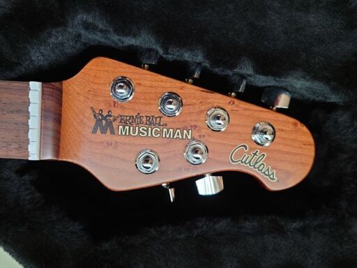 music man カトラス 白 クロネコで配送 music man カトラス 白 クロネコで配送