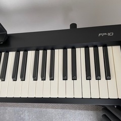 Roland FP-10 電子ピアノ
