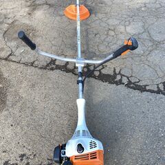 現物確認歓迎 初期不良対応OK 整備済 刈刃新品　楽々 エルゴスタートでかけ易い スチール STIHL 27.2cc 　草刈機　FS55C　取説も見れる