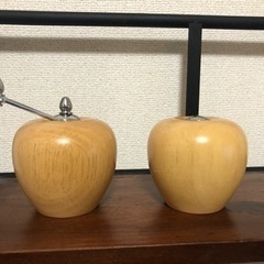 【ネット決済】リンゴ　ソルト　ペッパー　天然木　調味料