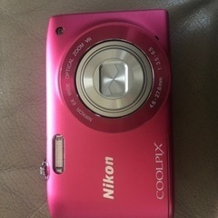 決まりました。　　中古　Nikon COOLPIX デジタルカメラ