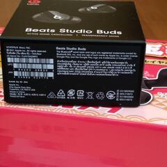 ノイズキャンセリングイヤホン