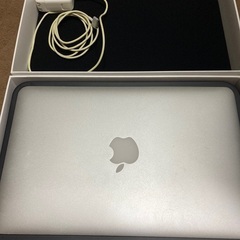 mac book air 2015 11インチ　128GB 実動中古品