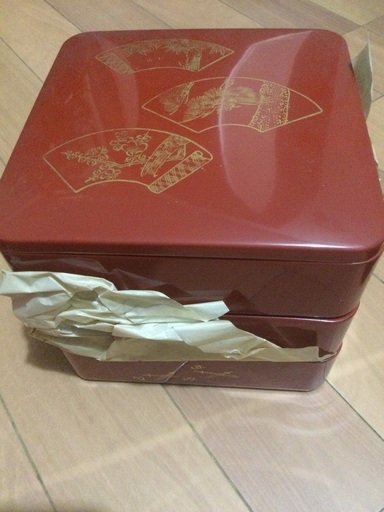 漆塗り　おせち　重箱