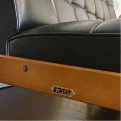 カリモク60 Kチェア 数量限定復刻プレート 2シーター 2人掛け