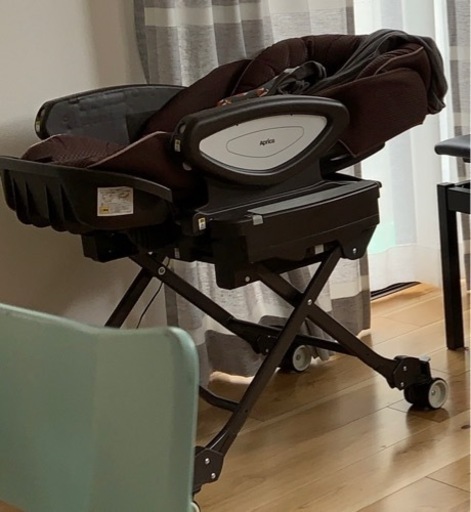 Aprica アップリカ ユラリズム オートプラスDX 電動