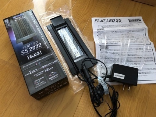コトブキフラットｌｅｄｓｓ２０３２ブラック 32cm水槽用ledライト観賞魚用 としちゃ 浅草のその他の中古あげます 譲ります ジモティーで不用品の処分