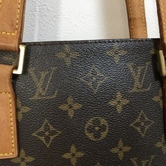 LOUIS VUITTON ルイ・ヴィトン モノグラム のルコ(廃番)です(^-^)