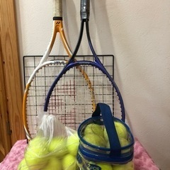 テニスラケット＆テニスボール