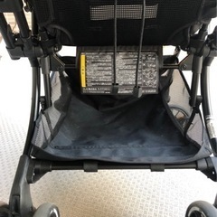 ベビーザらス限定カラー　ベビーカー