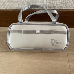 Dior ミニバッグ（ネイルケアセット付き）