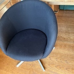IKEA 椅子　チェア　一人用ソファ　回転高さ調整