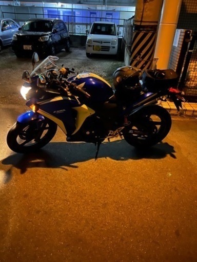 ホンダ CBR250R
