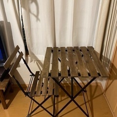 【無料】IKEA テーブルと椅子二脚セット