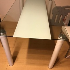 【ネット決済】強化ガラス使用ダイニングテーブル