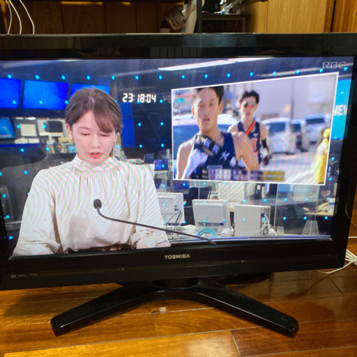 32型テレビ【取引中】TOSHIBA REGZA 2010年製　3000円