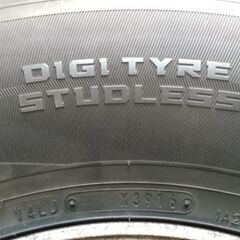 ☆値下げしました☆ハイラックスサーフ純正ホイール＆スタッドレスタイヤ４本セット（保管ラック込み）