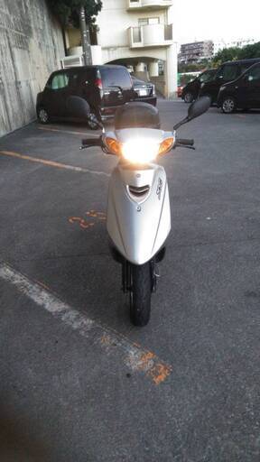 ヤマハジョグ４サイクルFI　　‍♀️３万８千円　　登録車両ナンバー付き　末梢車