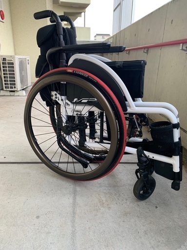 松永製作所オーダーメイドで座椅子幅が、465mm