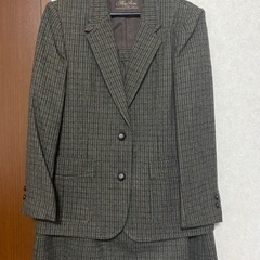 【新品】レディース スカートスーツ　11号　L　日本製　テーラー...
