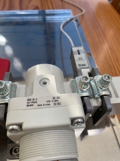 SMC  電磁弁　5ポートソレノイドバルブプライグインタイプ