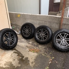 200系　ハイエースに履いてました