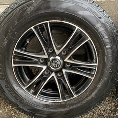 200系　ハイエースに履いてました