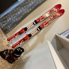 ジュニア　スキー板&スキー靴セット（赤黒）