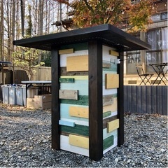 値段要相談　木製バーテーブル　100vコンセント　LEDライト付き