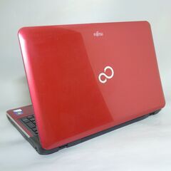 即使用可 中古美品 レッド ノートパソコン 15.6型 富士通 AH42/G
