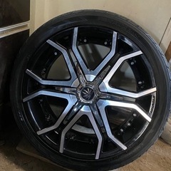 ハイエース新車外しタイヤホイール