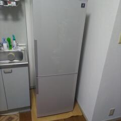 2013年製 シャープ2ドアの冷蔵庫