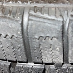 スタッドレスタイヤ18インチ、ヴォクシー、ヴェルファイア 