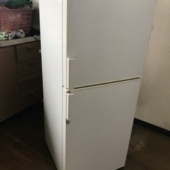 【ネット決済】ノンフロン電気冷蔵庫　137ℓ