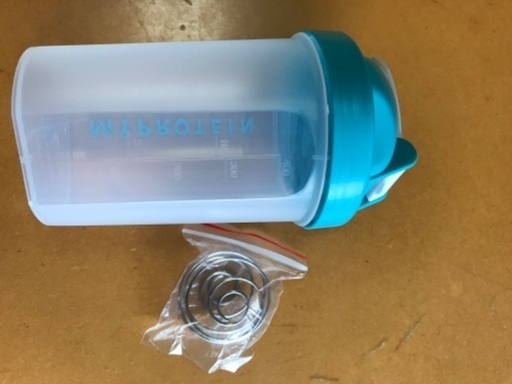 マイプロテインシェイカーボトル青400ml シェイカーボール 新品未使用 はな 東海学園前のキッチン家電 ジューサー ミキサー の中古あげます 譲ります ジモティーで不用品の処分