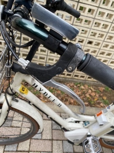 電動アシスト自転車 ブリヂストン ハイディHYDEE.Ⅱ  8.7Ahバッテリー充電機付き