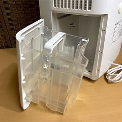 シャープ 冷風 衣類乾燥 除湿器 2019年製 CM-J100-W アイスホワイト