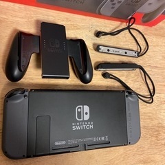 任天堂スイッチ　Switch【保証期間5月迄】