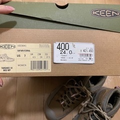 Keen 新品　女子登山靴