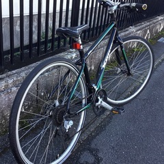 ◉クロスバイク Kona・アルミフレーム・シマノ外装3×8段変速・前後ディスクブレーキ