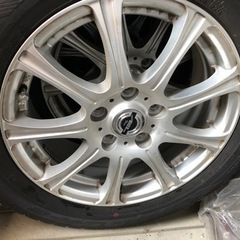 バリ溝‼️ダンロップスタッドレスタイヤ&アルミホイール4本セット‼️２０５／６０Ｒ１６